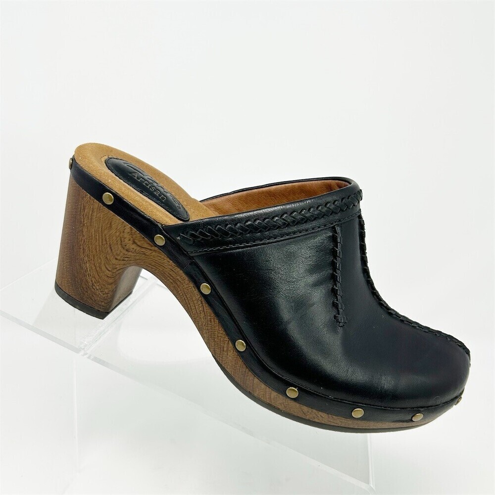 Clarks Womens Black Mule Clog Slip On Studded Block Heel Platform Size 7.5